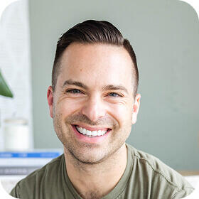 Justin Moore portrait Justin Moore portrait